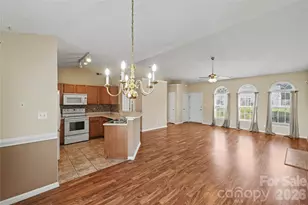 10439 Green Hedge Ave, Charlotte, NC 28269 - Photo 3