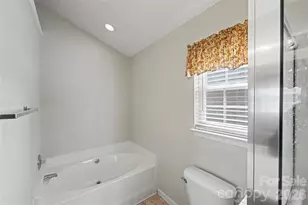 10439 Green Hedge Ave, Charlotte, NC 28269 - Photo 21
