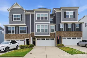 435 Lahinch Dr, Fort Mill, SC 29708 - Photo 1