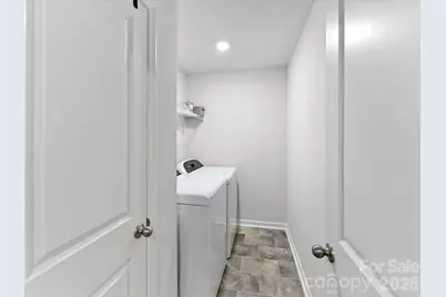 724 Larmore Avenue, Charlotte, NC 28216 - Photo 35