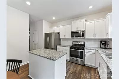 724 Larmore Avenue, Charlotte, NC 28216 - Photo 11