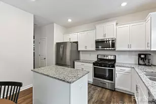 724 Larmore Ave, Charlotte, NC 28216 - Photo 11