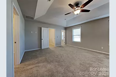 2718 Impatien Drive, Charlotte, NC 28215 - Photo 9