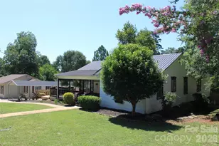 206 Bentwood Dr, Forest City, NC 28043 - Photo 3