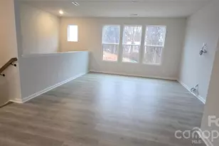 2324 Donnelly Hls Ln, Charlotte, NC 28262 - Photo 7