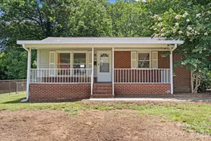208 Tomberlin Rd, Mount Holly, NC 28120 - Photo 1