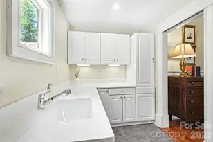 314 E Kingston Ave E, Charlotte, NC 28203 - Photo 25