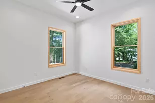31 Grindstaff Dr, Asheville, NC 28803 - Photo 19