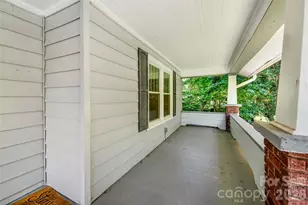 109 Forest Hill Dr, Asheville, NC 28803 - Photo 3