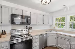 7112 Walterboro Rd, Charlotte, NC 28227 - Photo 9
