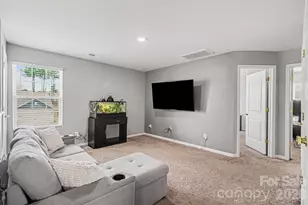 2238 Lanza Dr, Charlotte, NC 28215 - Photo 13