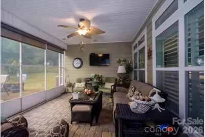 4804 Star Hill Lane, Charlotte, NC 28214 - Photo 33