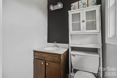 2310 24th Avenue NE, Hickory, NC 28601 - Photo 21