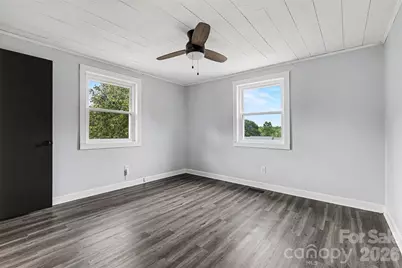 2310 24th Avenue NE, Hickory, NC 28601 - Photo 19