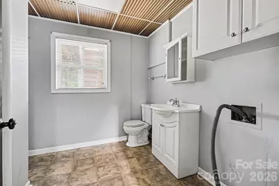 2310 24th Avenue NE, Hickory, NC 28601 - Photo 27
