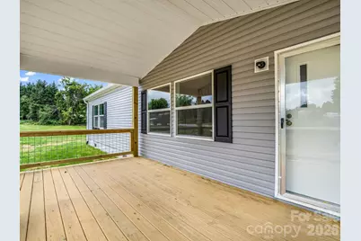 115 Maplewood Knoll Drive, Flat Rock, NC 28726 - Photo 3