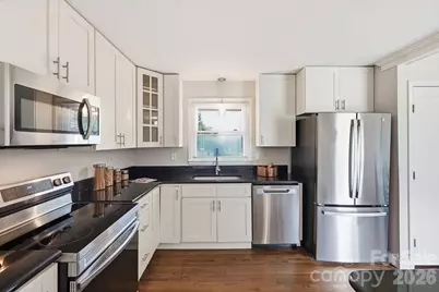 4712 Fairheath Road, Charlotte, NC 28210 - Photo 11
