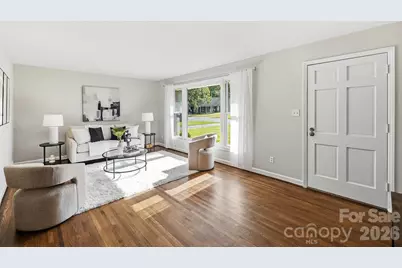 4712 Fairheath Road, Charlotte, NC 28210 - Photo 5