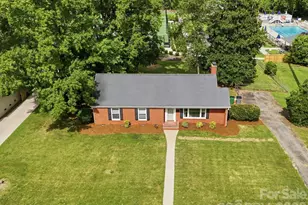 4712 Fairheath Rd, Charlotte, NC 28210 - Photo 31