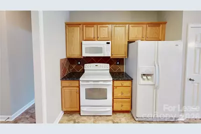 8321 Suttonview Drive, Charlotte, NC 28269 - Photo 9