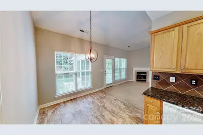 8321 Suttonview Drive, Charlotte, NC 28269 - Photo 15