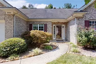 8321 Suttonview Dr, Charlotte, NC 28269 - Photo 3