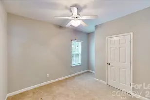 8321 Suttonview Dr, Charlotte, NC 28269 - Photo 31