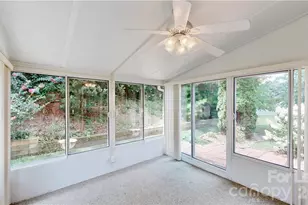 8321 Suttonview Dr, Charlotte, NC 28269 - Photo 33