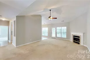 8321 Suttonview Dr, Charlotte, NC 28269 - Photo 21