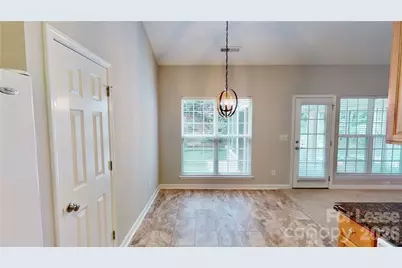 8321 Suttonview Drive, Charlotte, NC 28269 - Photo 13