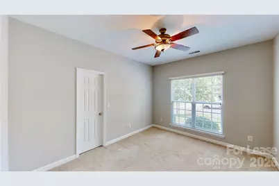 8321 Suttonview Drive, Charlotte, NC 28269 - Photo 29