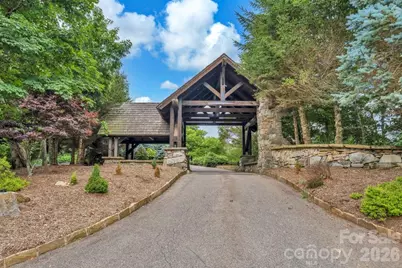 000 Crown Point Road #17, West Jefferson, NC 28694 - Photo 3