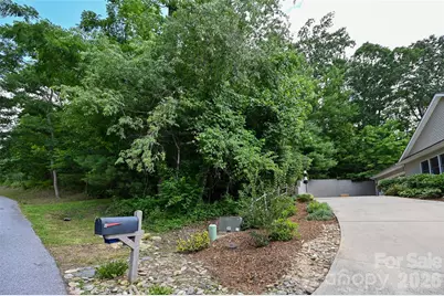 77 Carriage West Drive, Hendersonville, NC 28791 - Photo 3