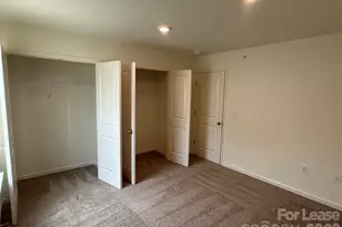 2021 Oakdale Rd, Charlotte, NC 28216 - Photo 7