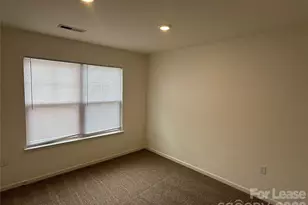 2021 Oakdale Rd, Charlotte, NC 28216 - Photo 9