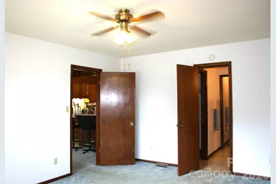 1647 Woodridge Circle, Hickory, NC 28602 - Photo 19