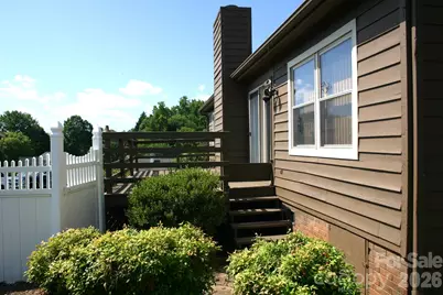 1647 Woodridge Circle, Hickory, NC 28602 - Photo 37