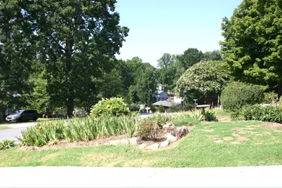 1647 Woodridge Circle, Hickory, NC 28602 - Photo 5