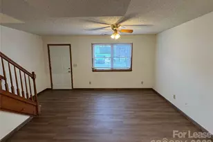 2033 Oakdale Rd, Charlotte, NC 28216 - Photo 3