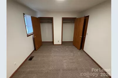 2033 Oakdale Road #F, Charlotte, NC 28216 - Photo 7