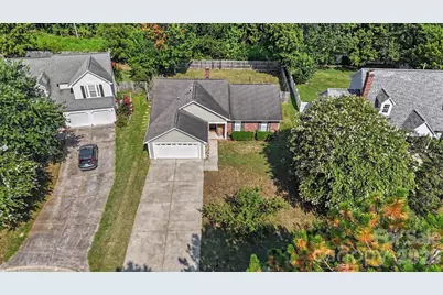 12109 Landing Green Drive, Charlotte, NC 28277 - Photo 45