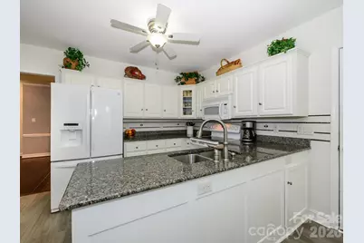 2704 Gold Spike Court, Matthews, NC 28105 - Photo 9