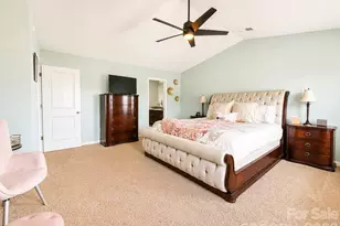 7129 Branch Fork Rd, Charlotte, NC 28215 - Photo 39