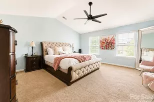 7129 Branch Fork Rd, Charlotte, NC 28215 - Photo 37