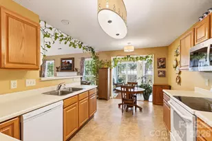 171 Running Briar Rd, Fletcher, NC 28732 - Photo 11