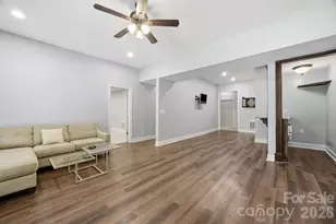 579 Morning Glory Ct, Lake Wylie, SC 29710 - Photo 31