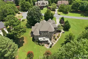 579 Morning Glory Ct, Lake Wylie, SC 29710 - Photo 3