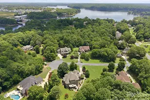579 Morning Glory Ct, Lake Wylie, SC 29710 - Photo 5