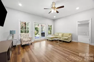 579 Morning Glory Ct, Lake Wylie, SC 29710 - Photo 29