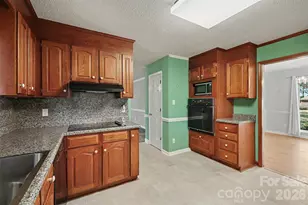 121 Country Creek Dr, Kings Mountain, NC 28086 - Photo 17